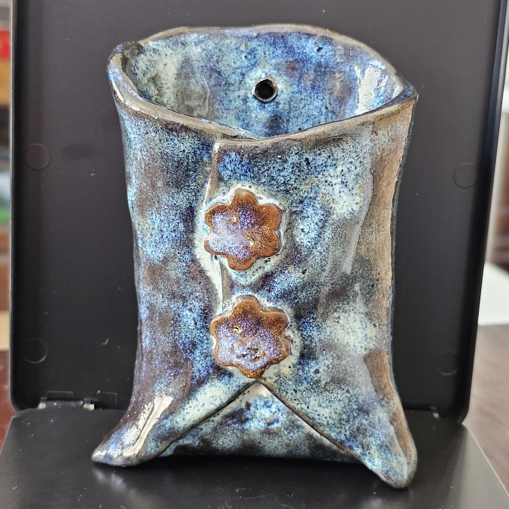 Artisan Pottery Wall Pocket Vase Handcrafted Ceramic Flower Vessel - Picture 2 of 10